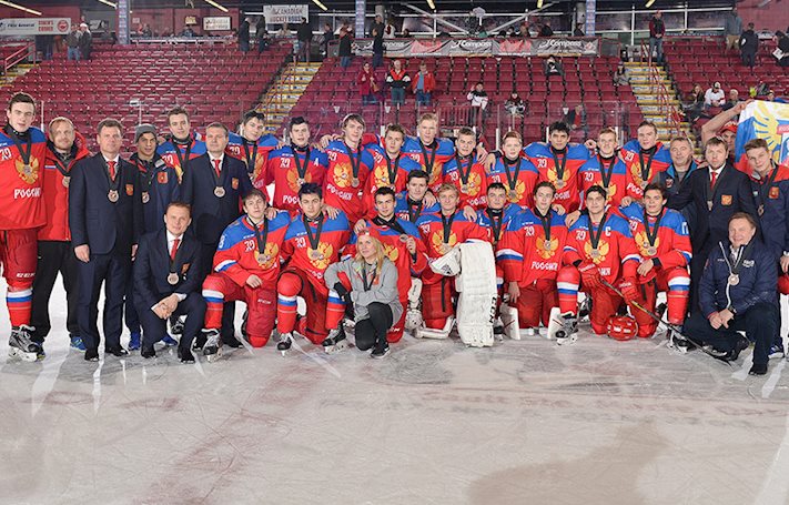 https://az184419.vo.msecnd.net/hockey-canada/National-Championships/Men/World-U17-Challenge/2016/Game-Action/nov_05_russia_bronze.jpg?w=711&h=455&c=3?q=60