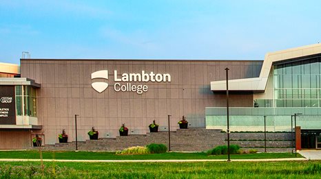 Trường Lambton College - bang Ontario, Canada