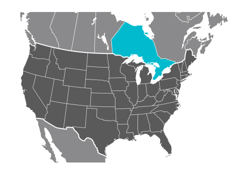 une carte grise de l’Amérique du Nord avec l’Ontario surligné en bleu